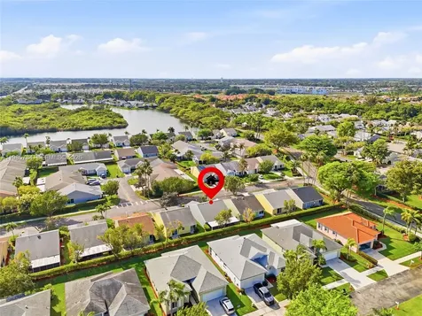 677 SE 22nd Drive Homestead FL 33033