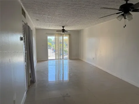 6055 W 19th Avenue Hialeah FL 33012