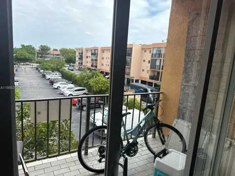 6055 W 19th Avenue Hialeah FL 33012