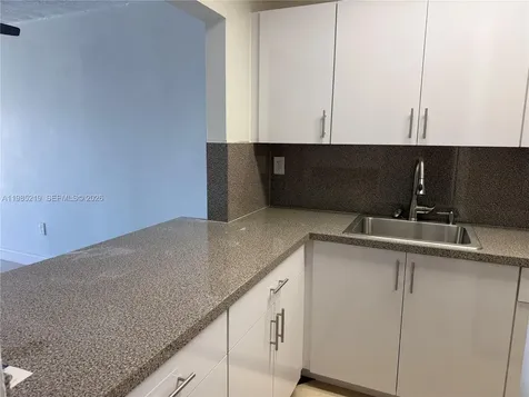 6055 W 19th Avenue Hialeah FL 33012
