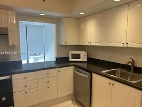400 Leslie Drive Hallandale Beach FL 33009