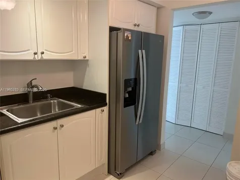 400 Leslie Drive Hallandale Beach FL 33009