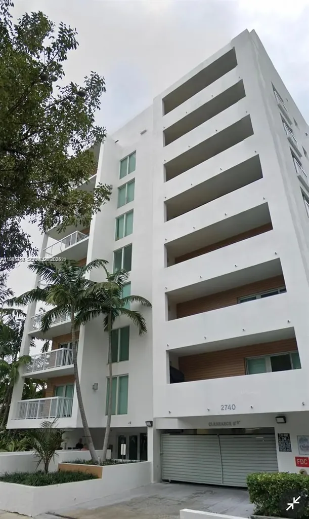 2740 SW 28th Terrace Miami FL 33133