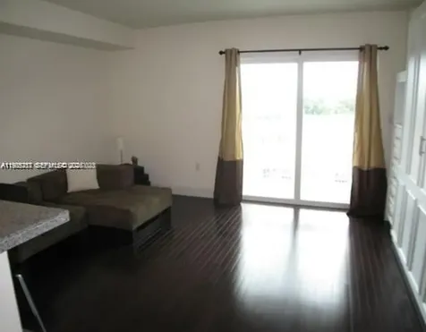 2740 SW 28th Terrace Miami FL 33133