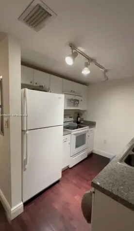 2740 SW 28th Terrace Miami FL 33133