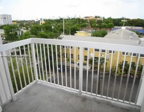 2740 SW 28th Terrace Miami FL 33133
