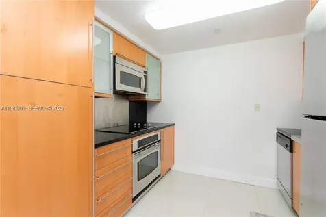 6365 Collins Avenue Miami Beach FL 33141