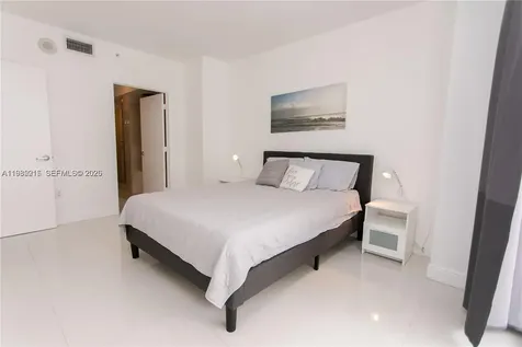 6365 Collins Avenue Miami Beach FL 33141