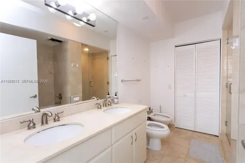 6365 Collins Avenue Miami Beach FL 33141
