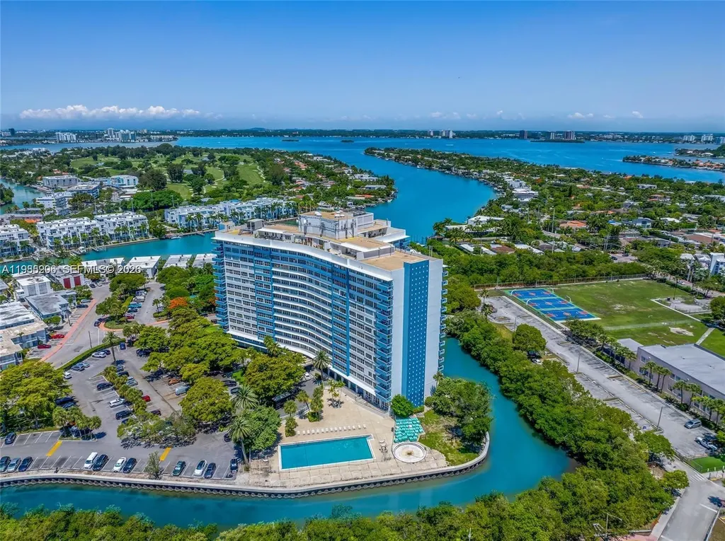 7441 Wayne Avenue Miami Beach FL 33141