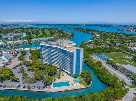 7441 Wayne Avenue Miami Beach FL 33141