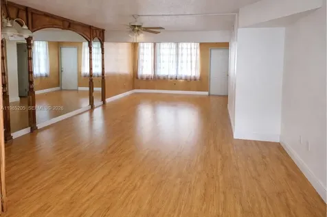 1750 NE 191st Street Miami FL 33179
