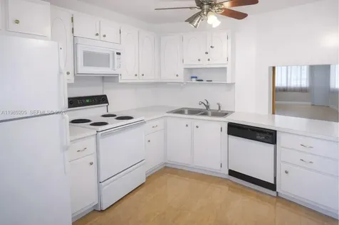 1750 NE 191st Street Miami FL 33179