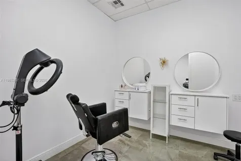 Full Service Beauty Salon For Sale In Bird Road Miami FL 33165