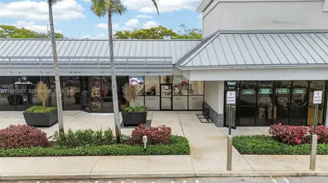 Full Service Beauty Salon For Sale In Bird Road Miami FL 33165