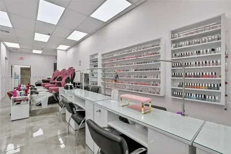 Full Service Beauty Salon For Sale In Bird Road Miami FL 33165