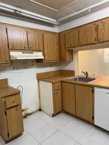 3720 N Pine Island Road Sunrise FL 33351