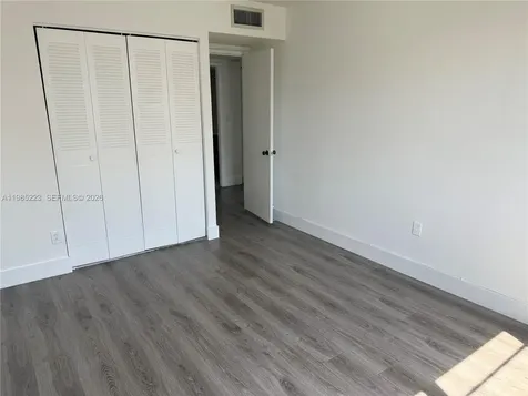 2801 NE 183rd Street Aventura FL 33160