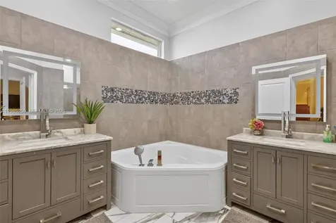 10701 SW Waterway Lane Port St. Lucie FL 34987