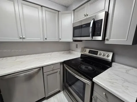 6627 Winfield Boulevard Margate FL 33063