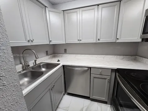 6627 Winfield Boulevard Margate FL 33063