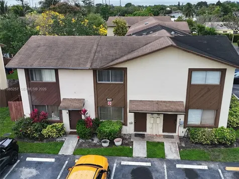 6627 Winfield Boulevard Margate FL 33063