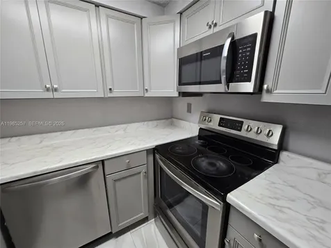 6627 Winfield Boulevard Margate FL 33063