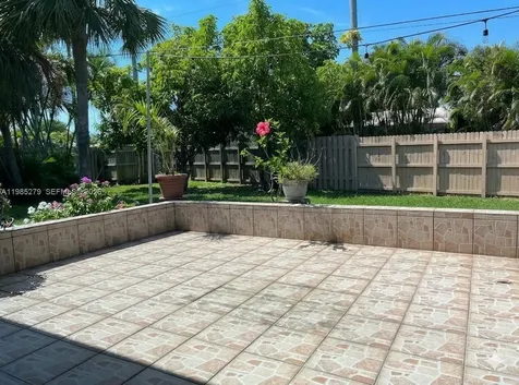 633 NE 2nd Street Dania Beach FL 33004