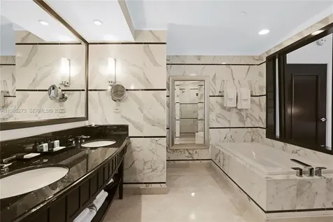 4391 Collins Avenue Miami Beach FL 33140