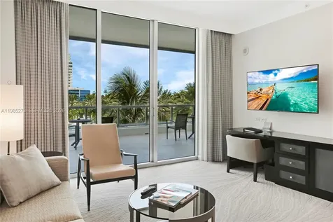 4391 Collins Avenue Miami Beach FL 33140