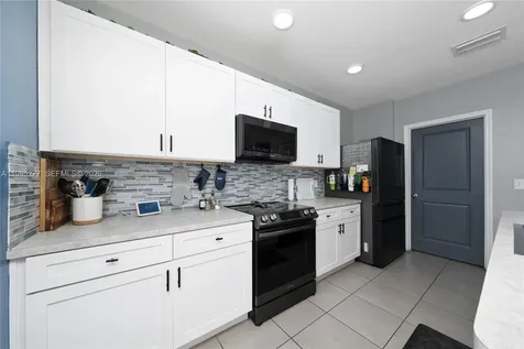 2824 NE 43 Road Ocala FL 34470