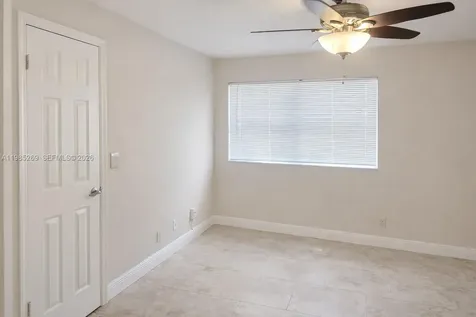 3410 N Pinewalk Drive N Margate FL 33063