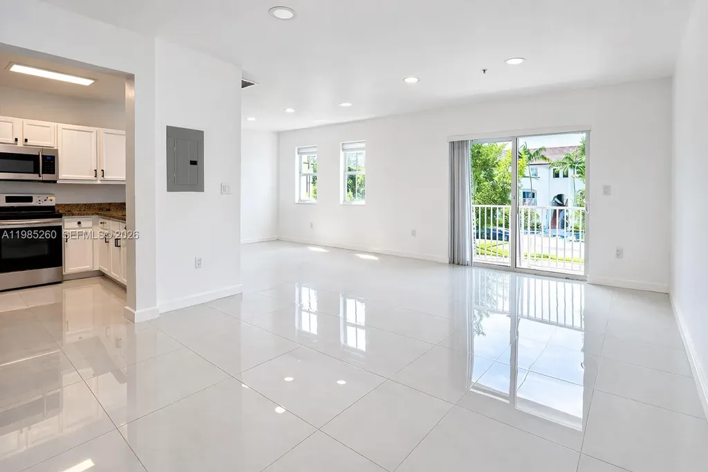 8800 NW 97th Avenue Doral FL 33178