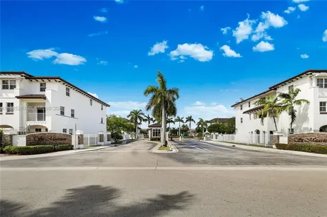 8800 NW 97th Avenue Doral FL 33178