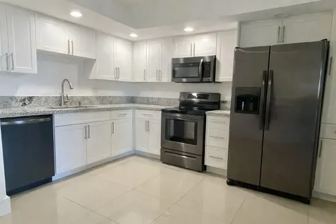 8520 SW 133rd Avenue Road Miami FL 33183