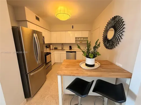 5700 Collins Avenue Miami Beach FL 33140
