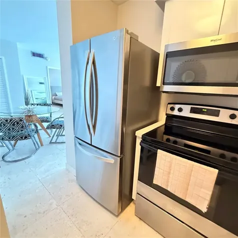 5700 Collins Avenue Miami Beach FL 33140