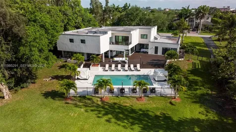 11861 NW 4th Street Plantation FL 33325