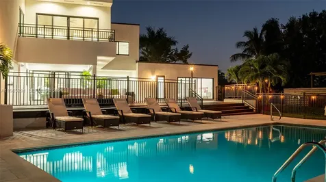 11861 NW 4th Street Plantation FL 33325