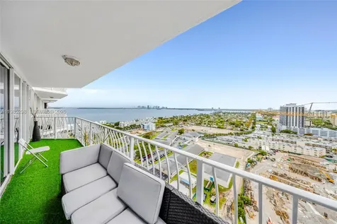 7601 E Treasure Drive North Bay Village FL 33141