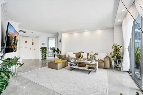 19101 NE 36th Court Aventura FL 33180