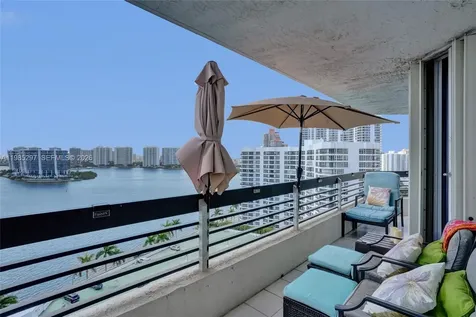 19101 NE 36th Court Aventura FL 33180