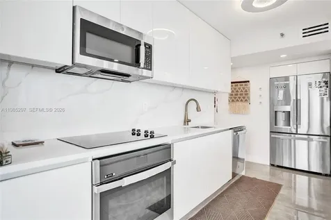 19101 NE 36th Court Aventura FL 33180