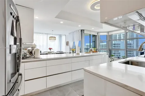 19101 NE 36th Court Aventura FL 33180