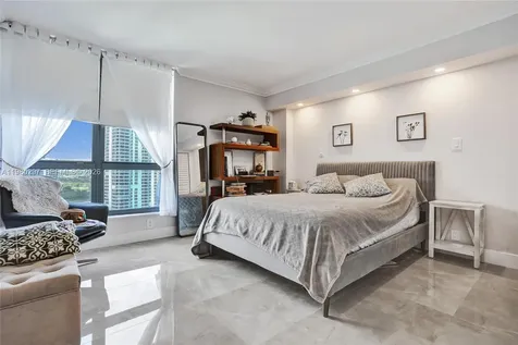 19101 NE 36th Court Aventura FL 33180