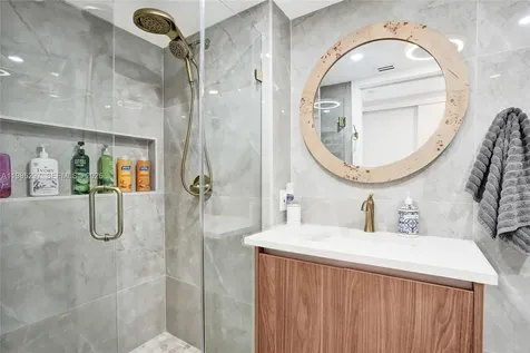 19101 NE 36th Court Aventura FL 33180