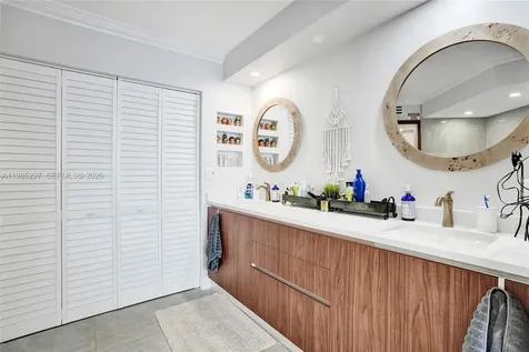 19101 NE 36th Court Aventura FL 33180