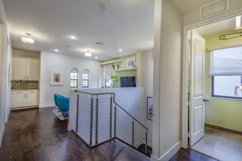 9602 W 35th Lane Hialeah FL 33018