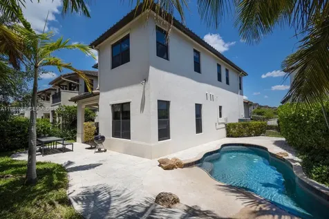9602 W 35th Lane Hialeah FL 33018