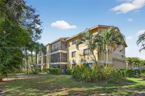 3001 N Oakland Forest Drive Oakland Park FL 33309